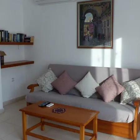 Madrid Apartment *
